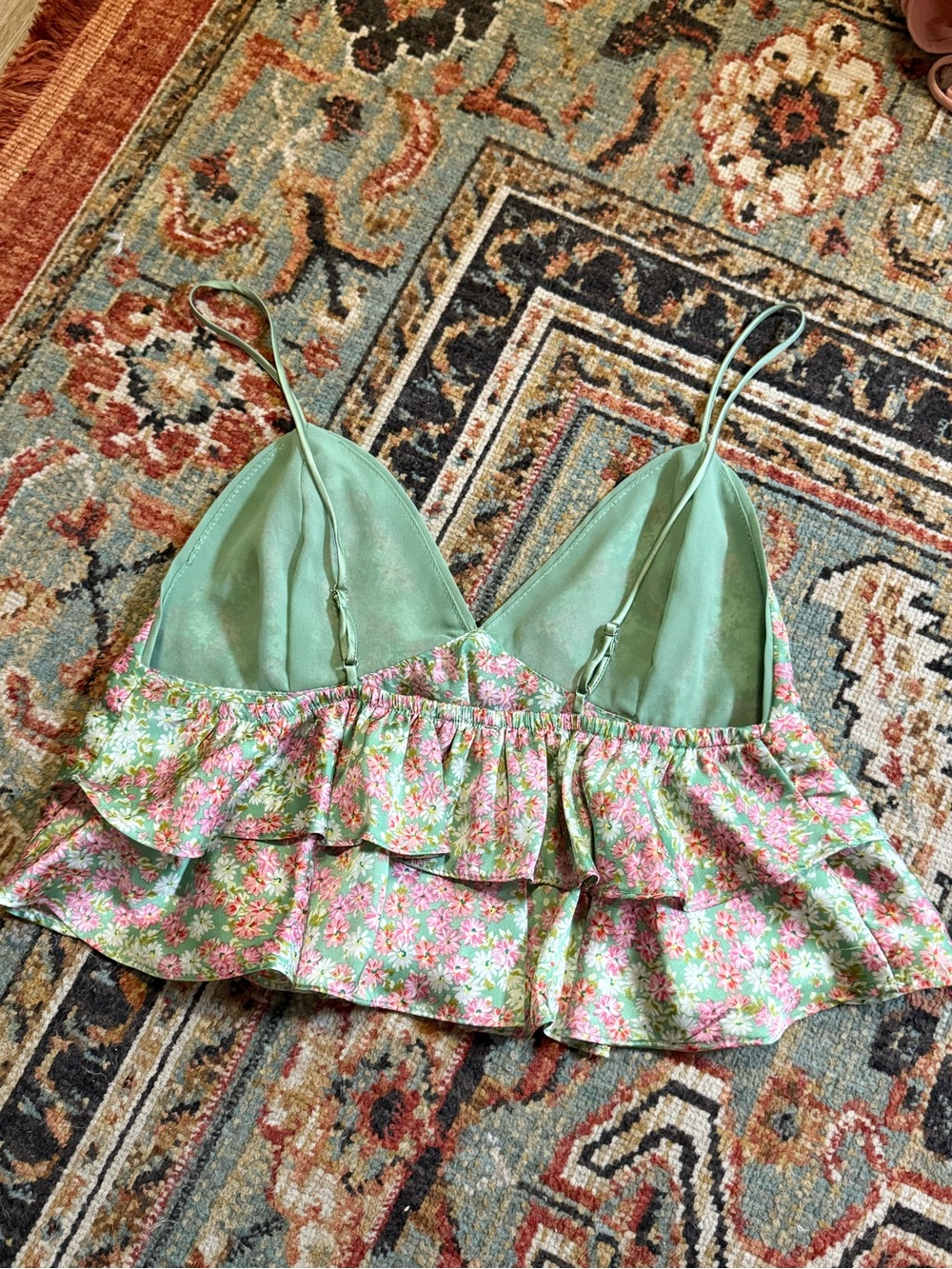 Floral Ruffle Cami Crop Top - Picture 2 of 3